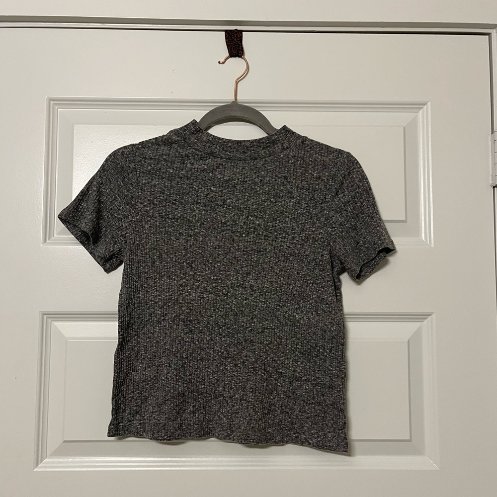 BP high neck ribbed gray shirt